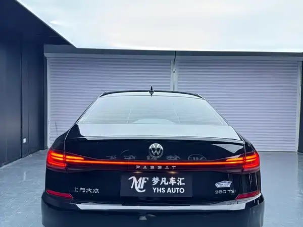Volkswagen Passat 2024