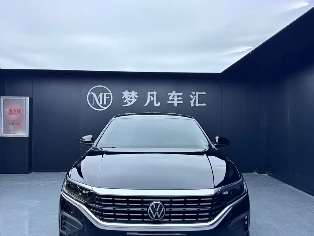 Volkswagen Passat 2024