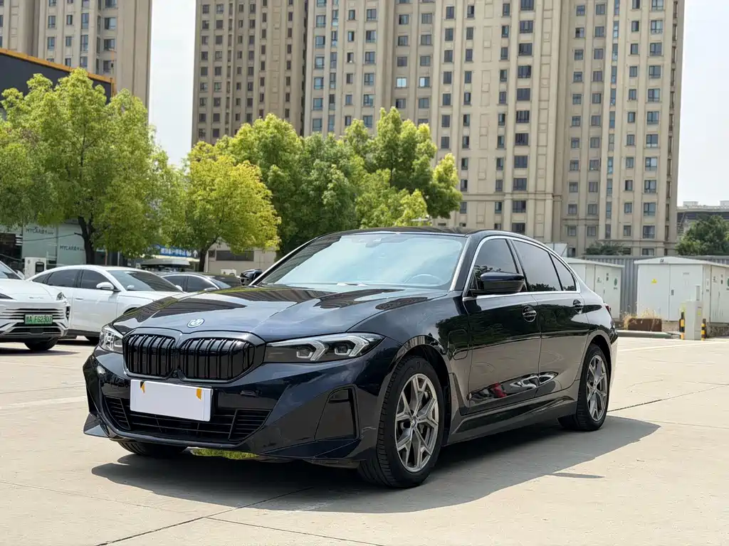 BMW i3 2024
