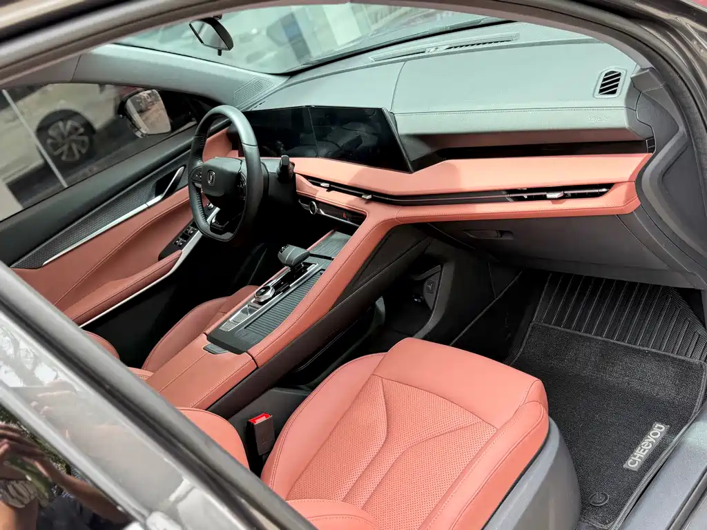 Changan CS75PLUS 2024 — фото 10