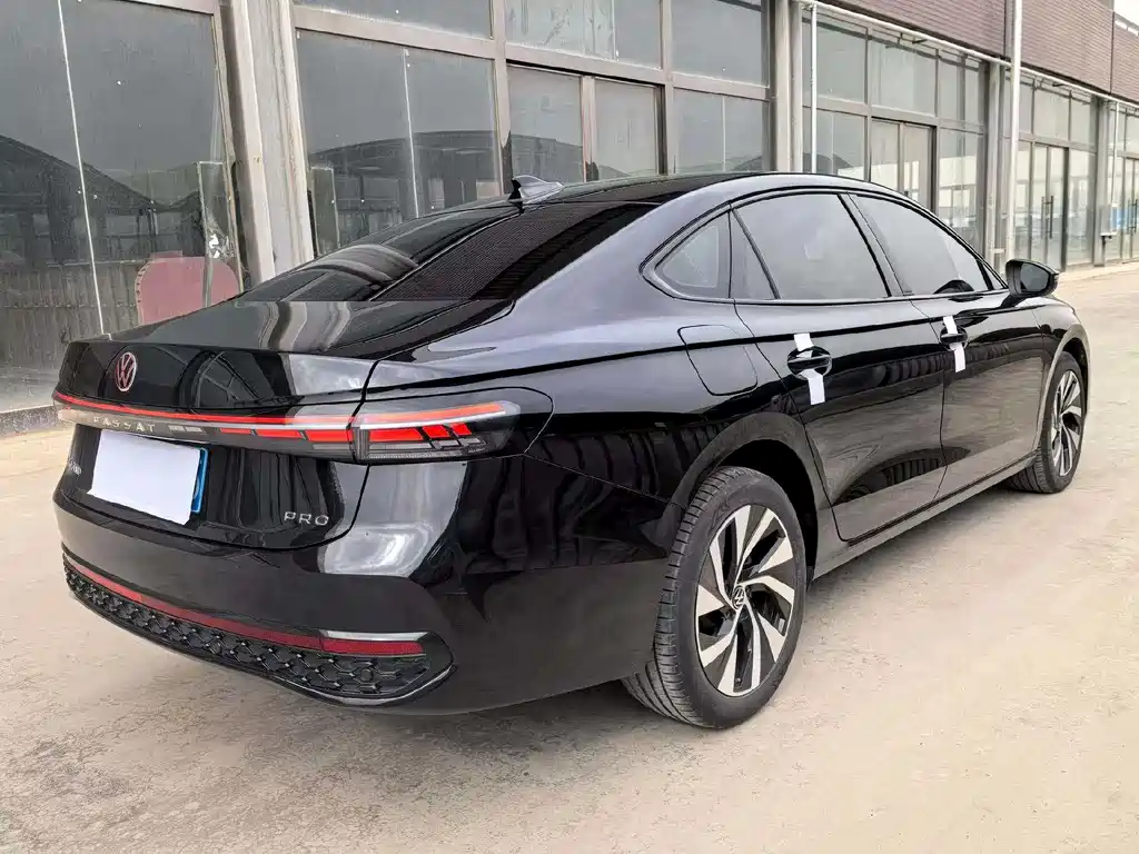 Volkswagen Passat 2024