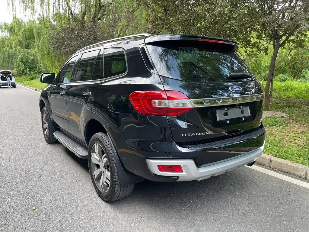 Ford Everest 2016 — фото 13
