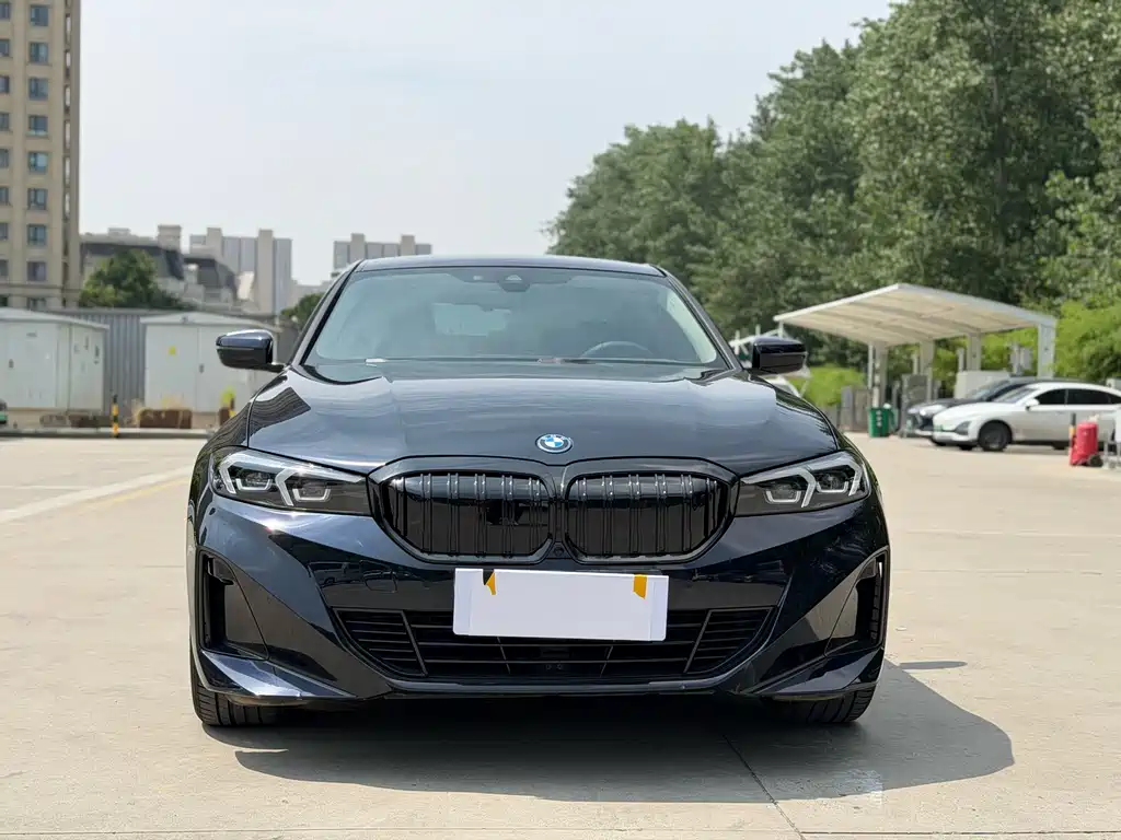 BMW i3 2024