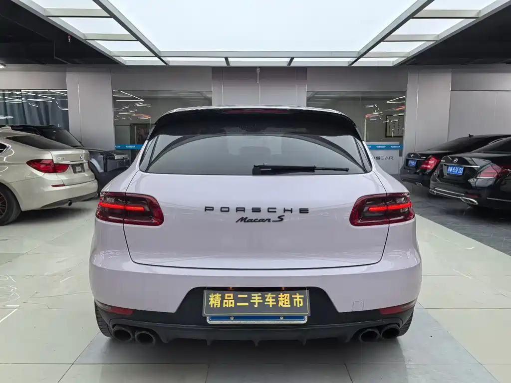 Porsche Macan 2016 — фото 9