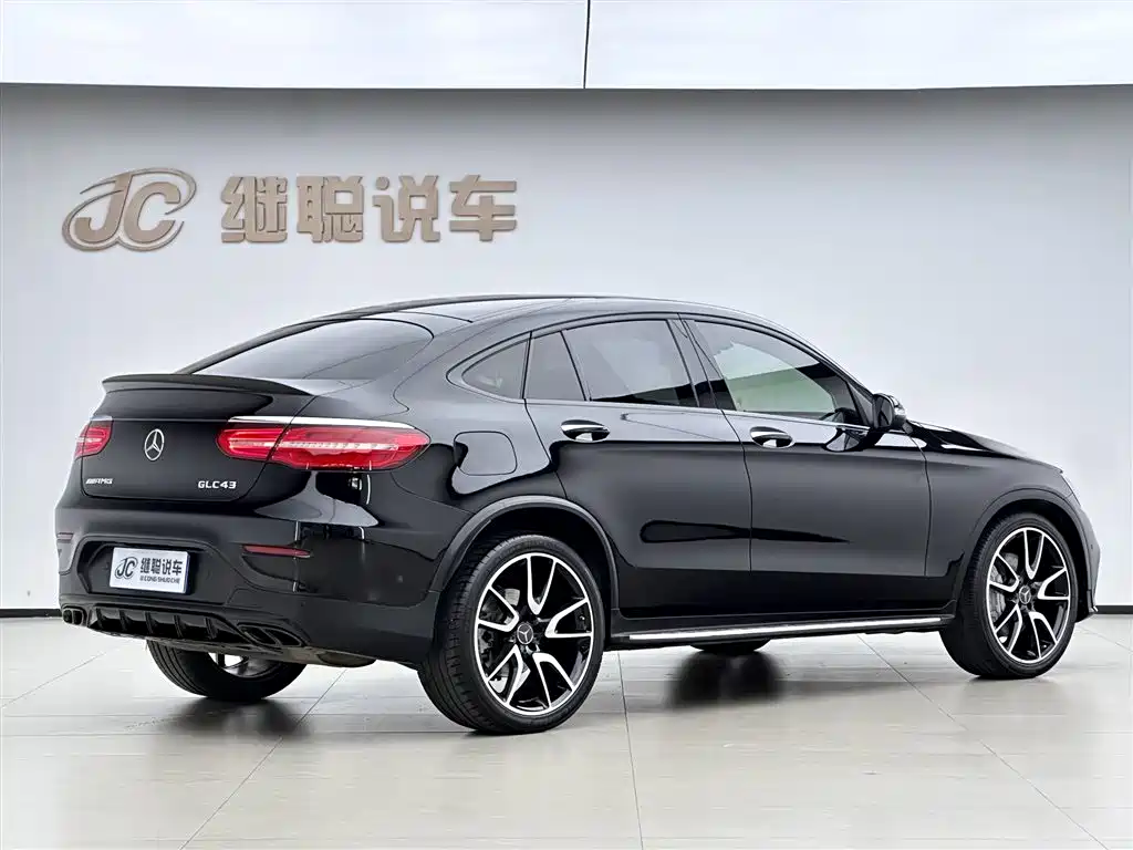 Mercedes-Benz GLC Coupe AMG 2018 — фото 5