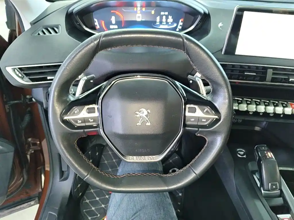 Peugeot 4008 2017 — фото 11