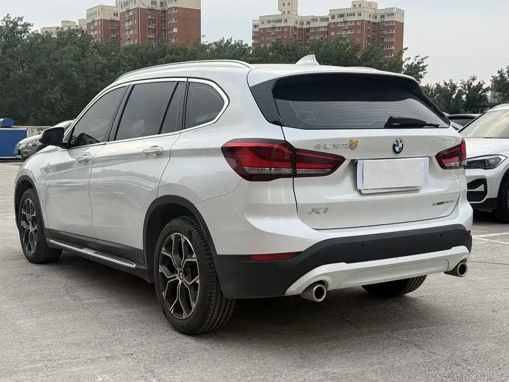 BMW X1 2022 — фото 9