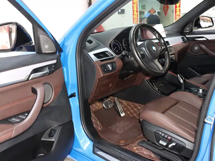 BMW X2 2023 — фото 10