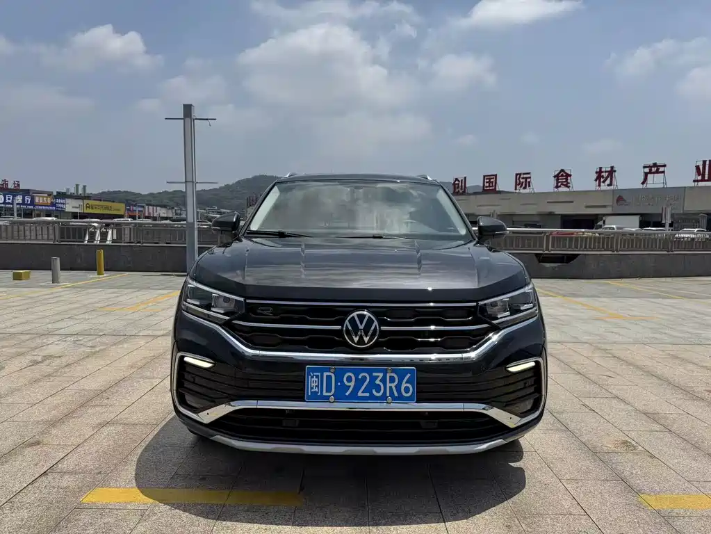 Volkswagen X 2021