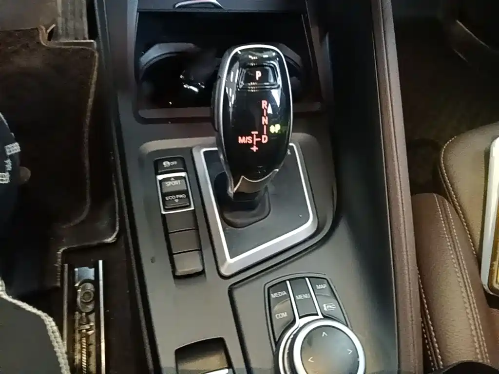 BMW X1 2021 — фото 14