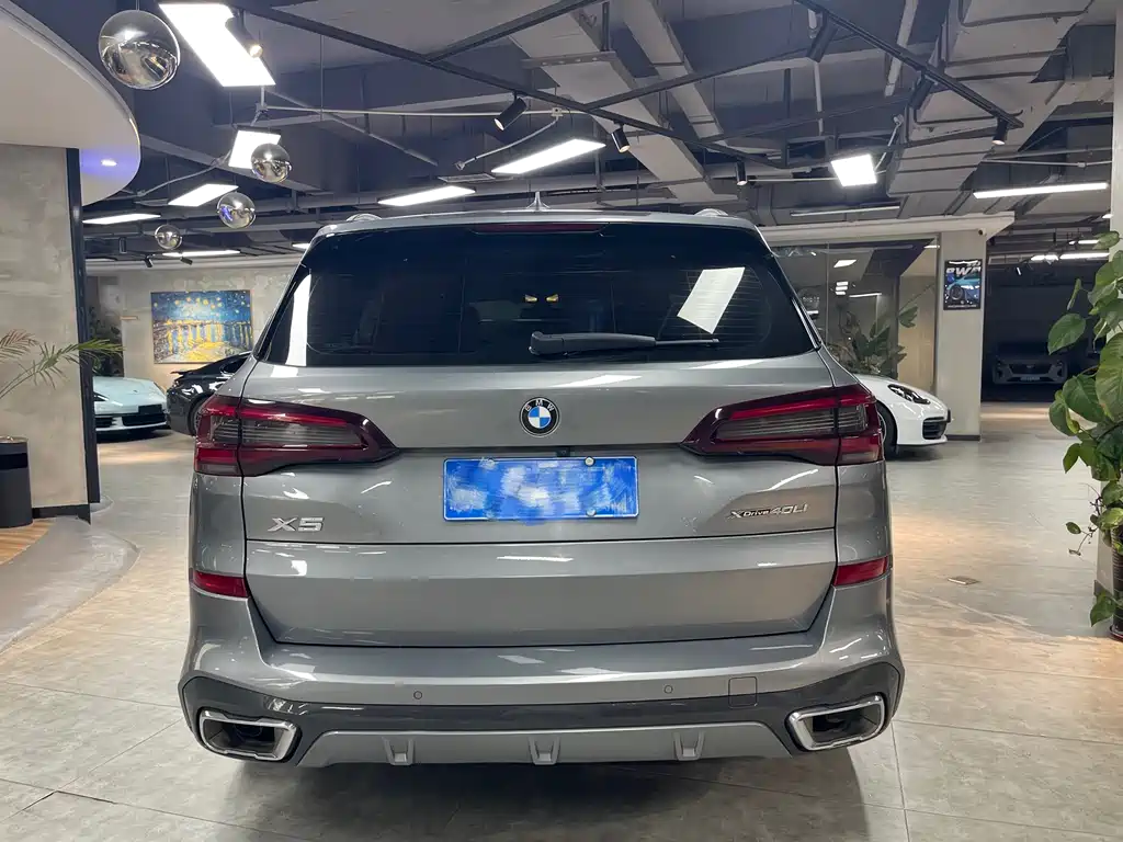 BMW X5 2022