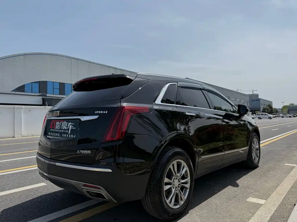 Cadillac XT5 2021 — фото 9