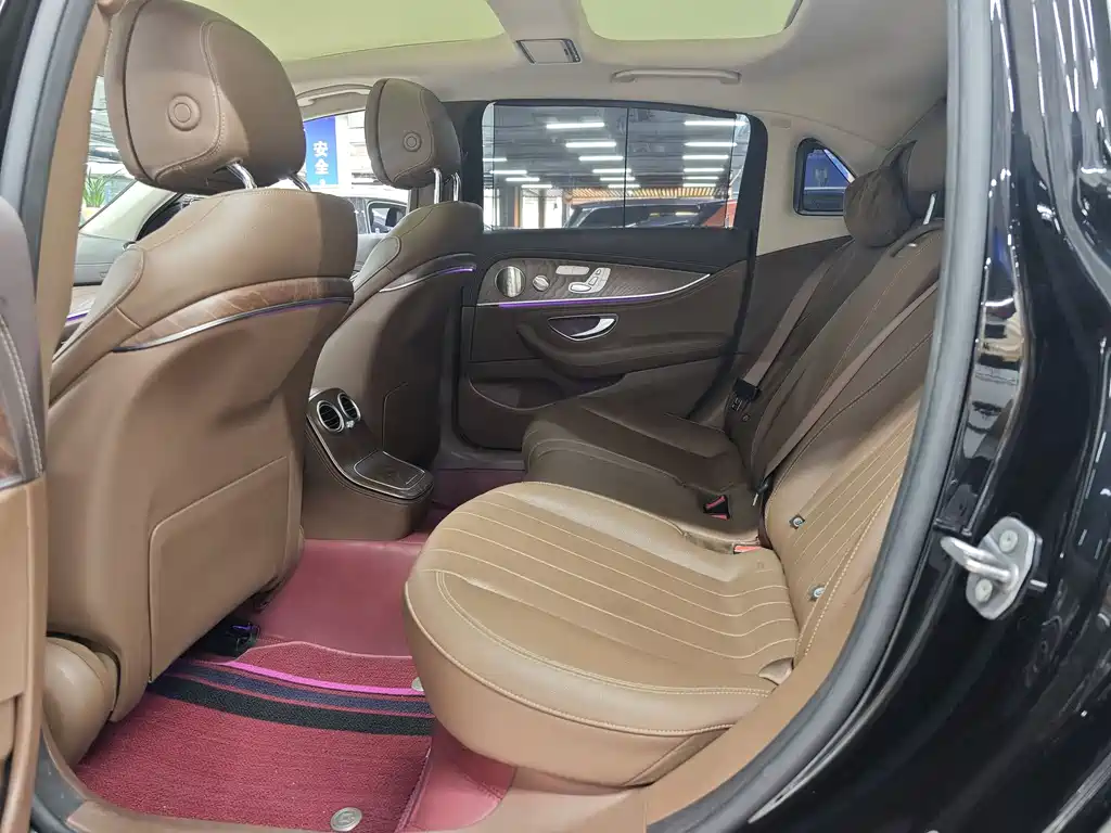 Mercedes-Benz E-Class 2023