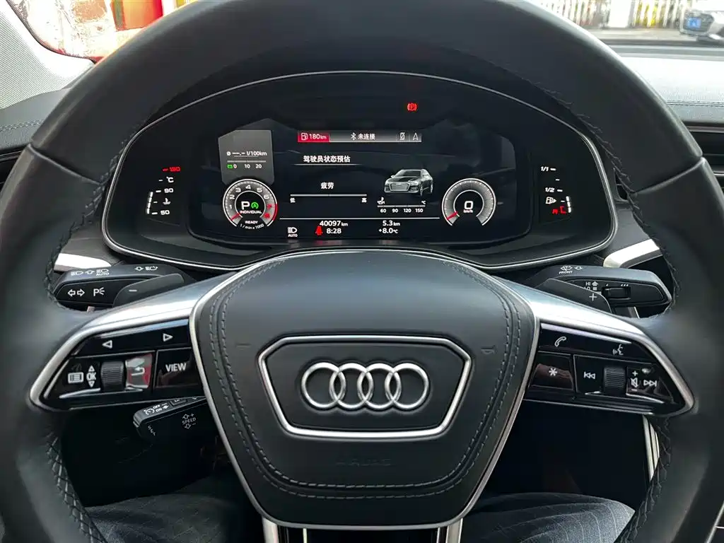 Audi A6L 2024 — фото 22