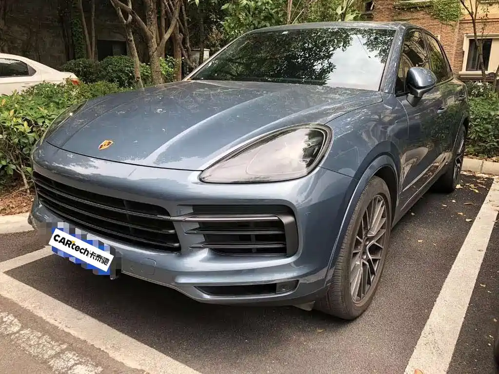 Porsche Cayenne 2019 — фото 1