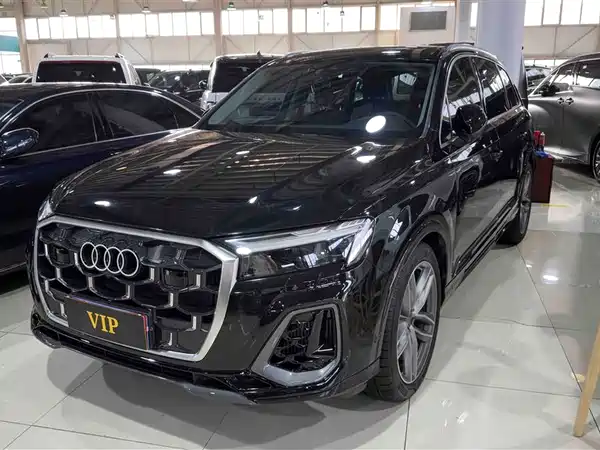 Audi Q7 2023