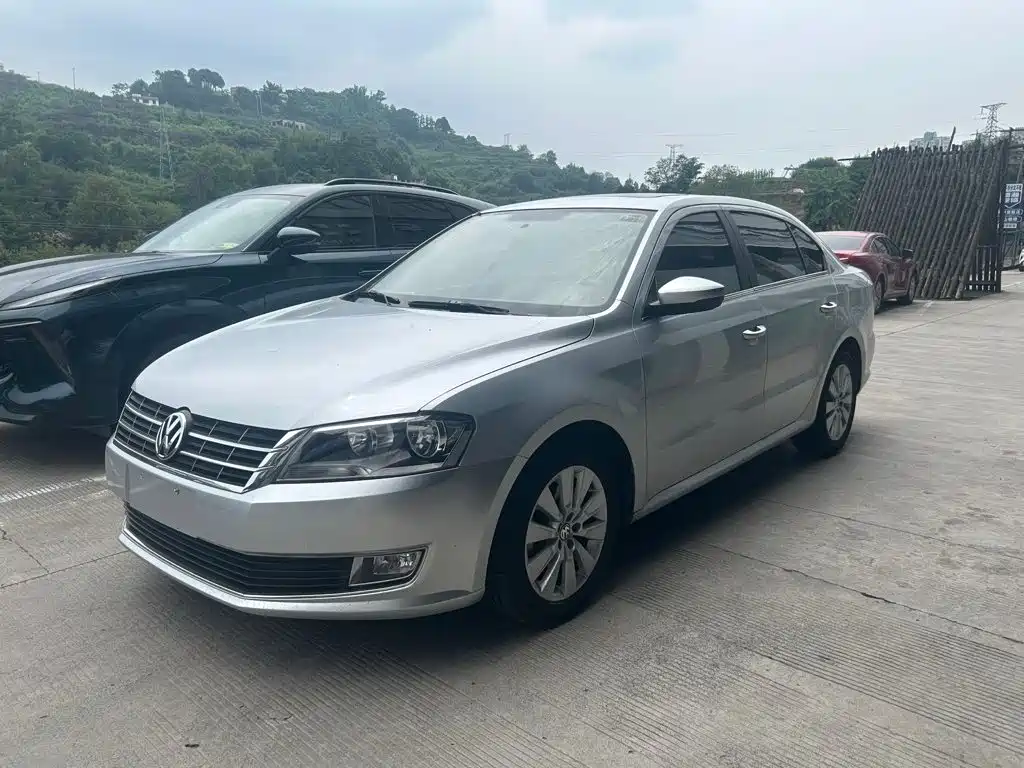 Volkswagen Lavida 2013