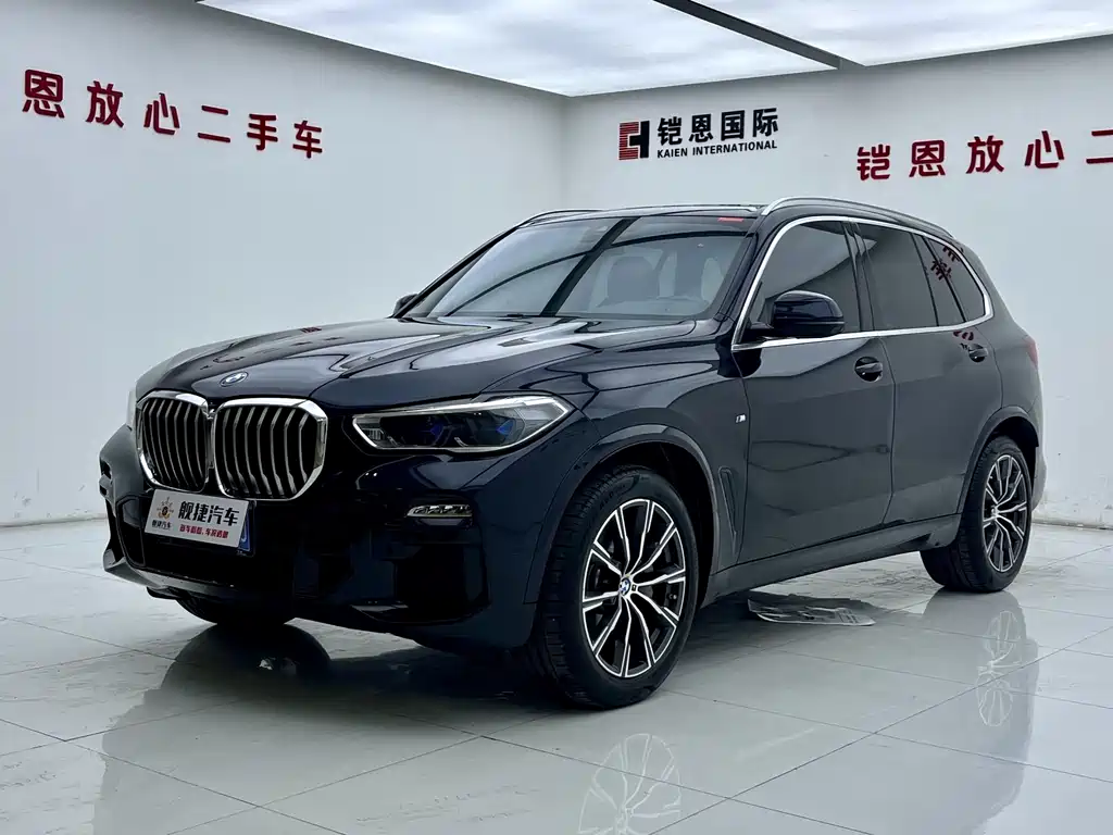 BMW X5 2020 — фото 1