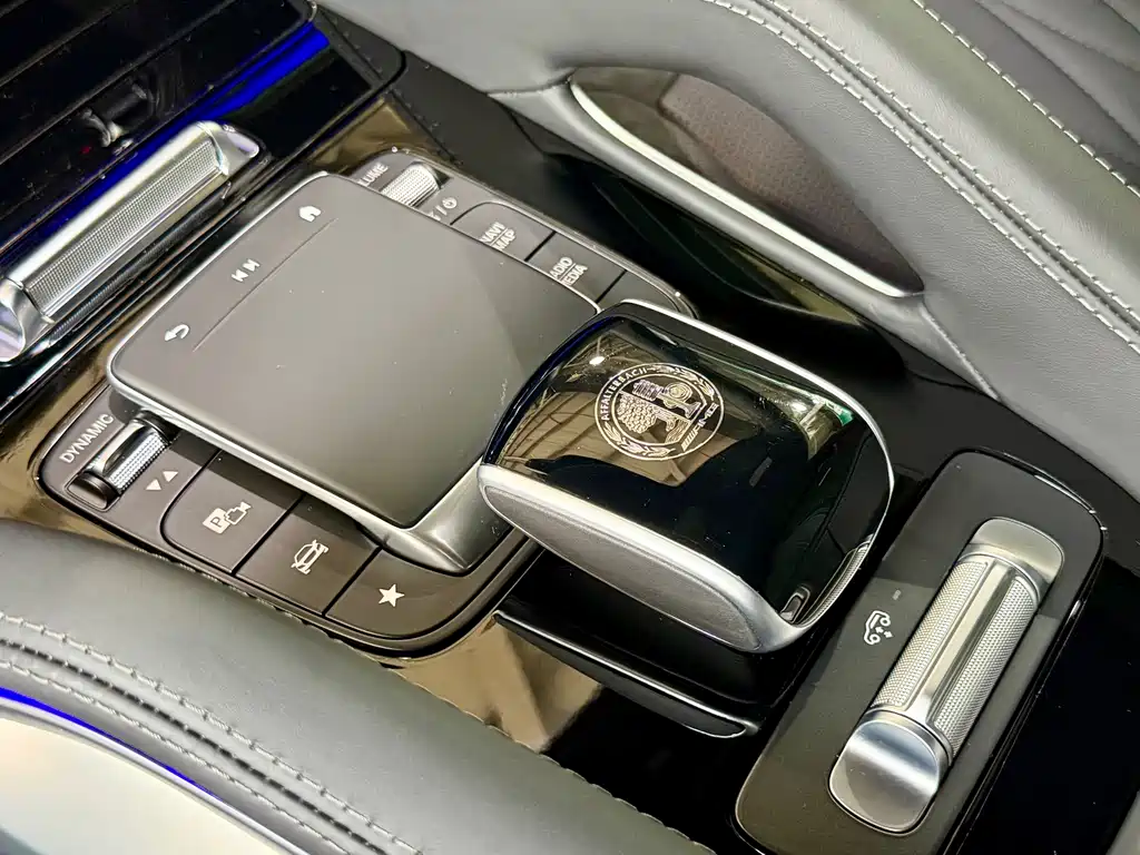 Mercedes-Benz GLS AMG 2026 — фото 19