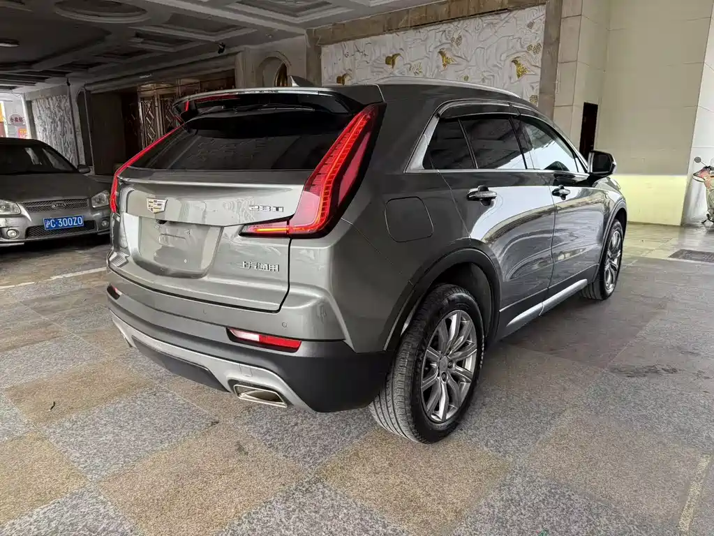 Cadillac XT4 2019 — фото 9