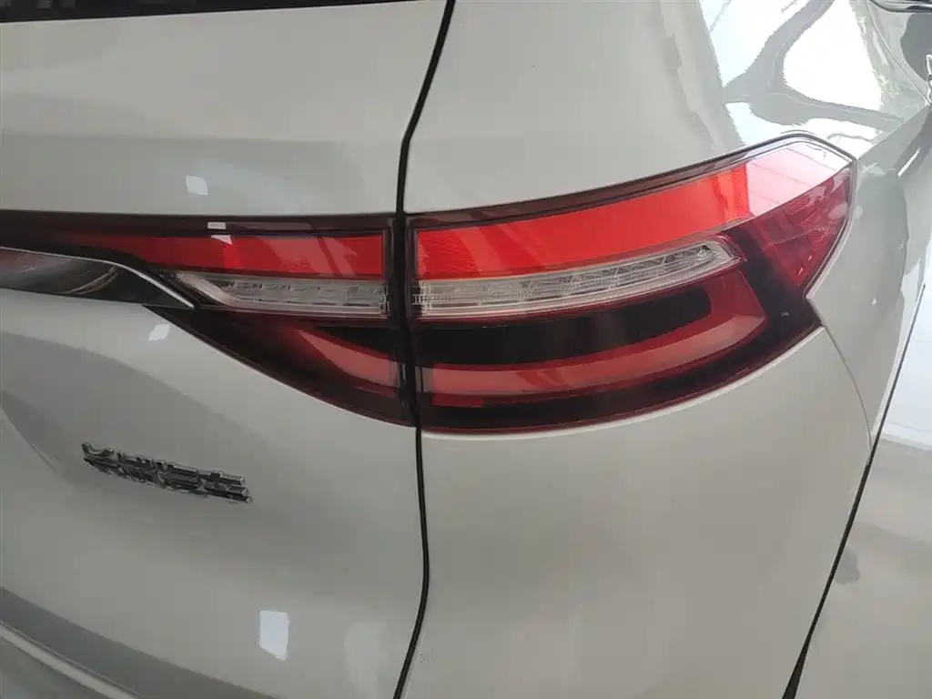 Haval F7 2021 — фото 8