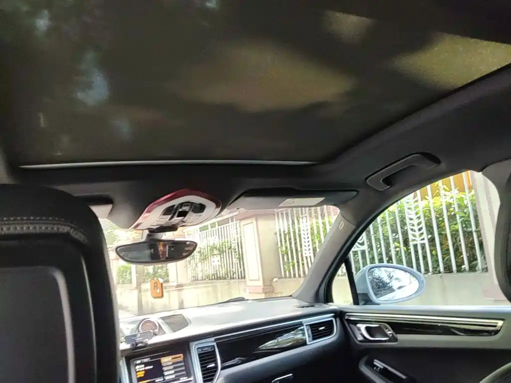 Porsche Macan 2015 — фото 18
