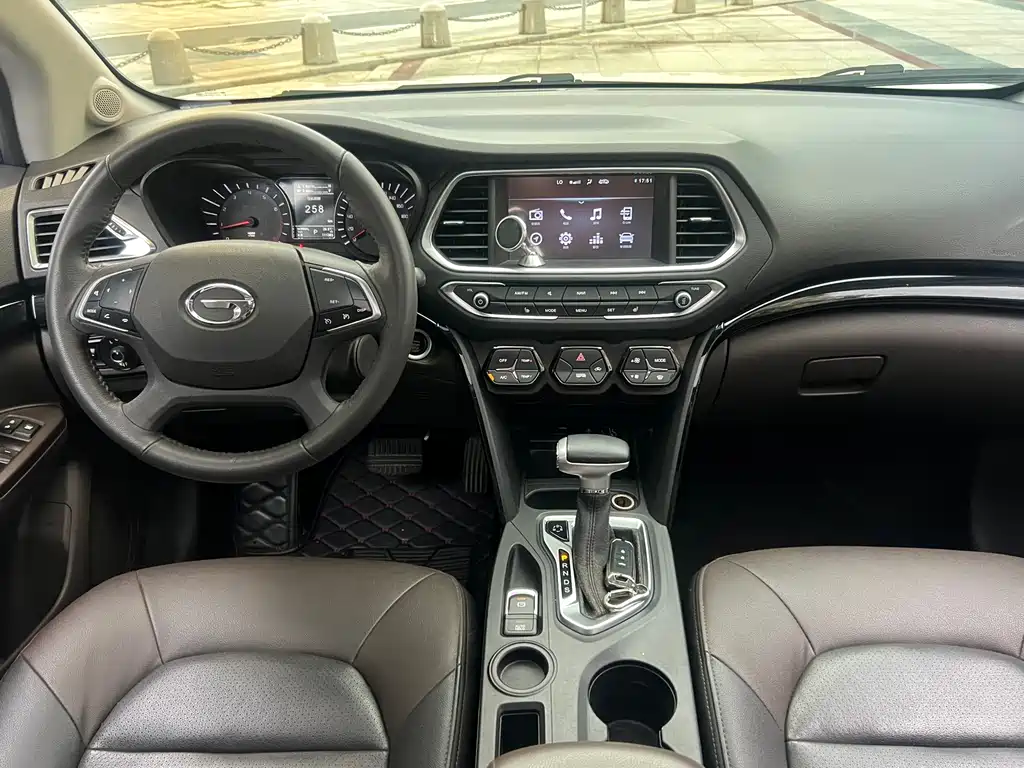 GAC Motor Trumpchi GS4 2016 — фото 24