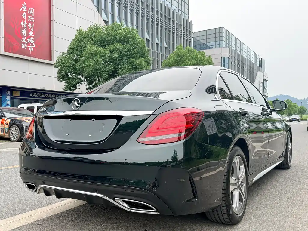 Mercedes-Benz C-Class 2021 — фото 19