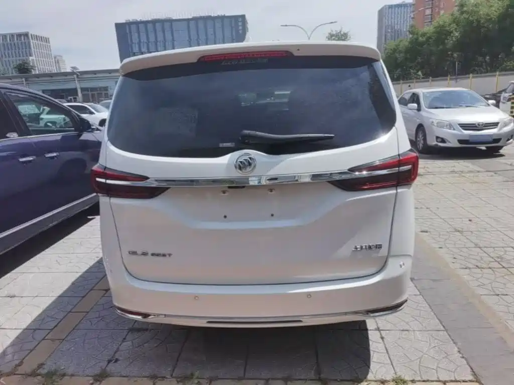 Buick GL8 2021
