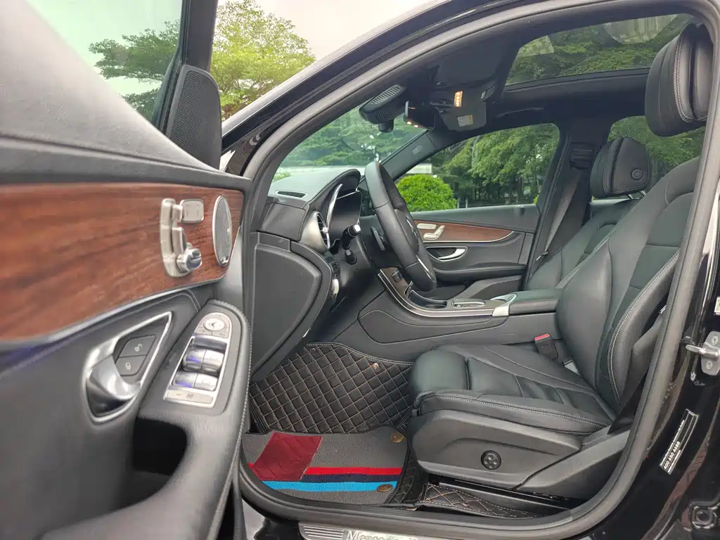 Mercedes-Benz GLC 2019 — фото 10