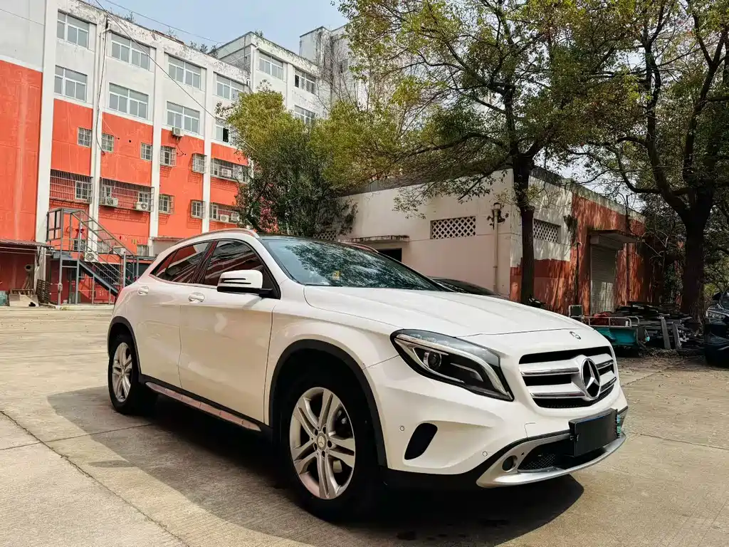 Mercedes-Benz GLA 2016 — фото 3