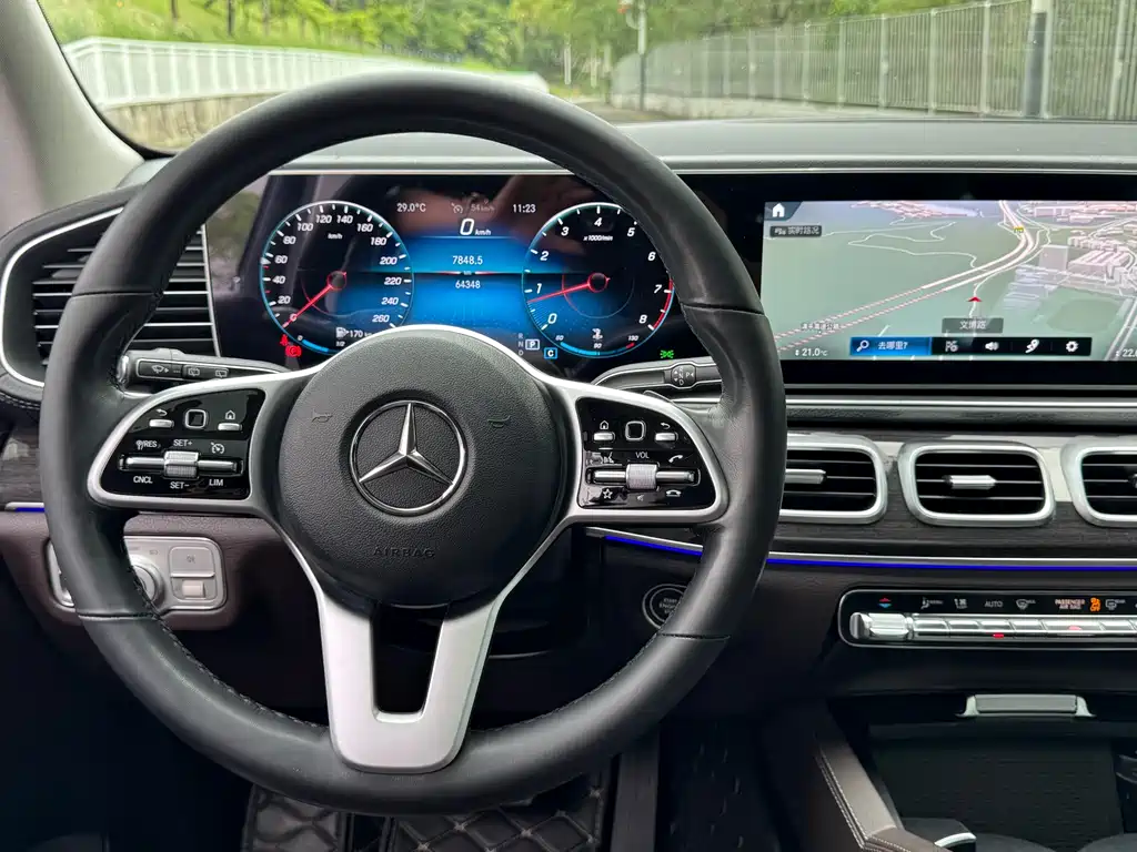 Mercedes-Benz GLE 2021 — фото 16