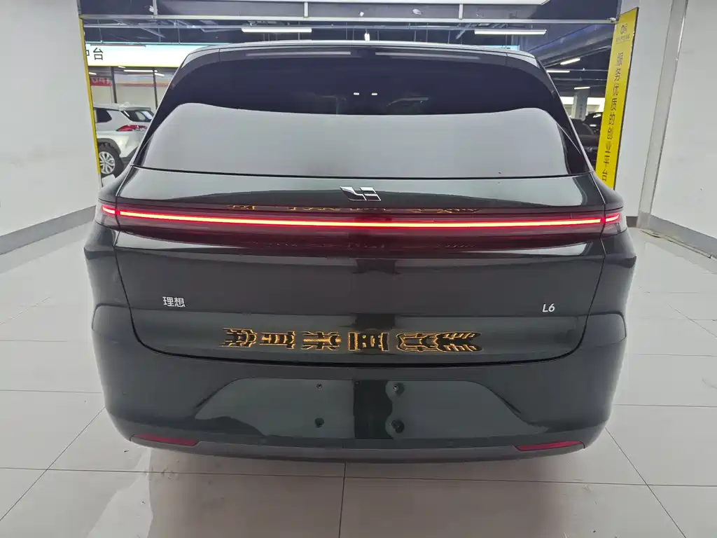 Li Auto Li L6 2026