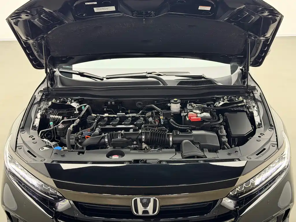 Honda Accord 2021 — фото 9