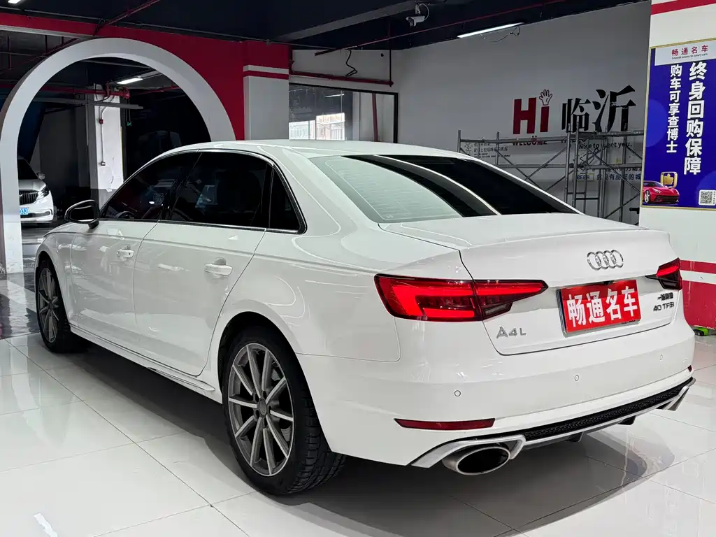 Audi A4L 2017 — фото 9