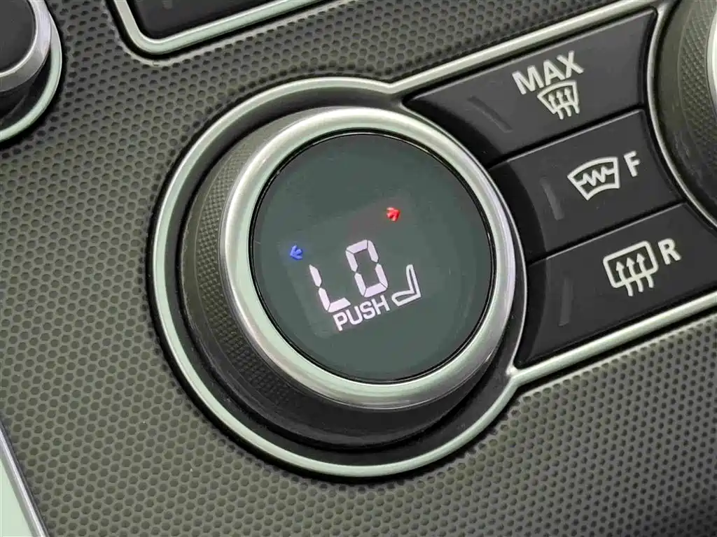 Land Rover Sport 2017 — фото 16