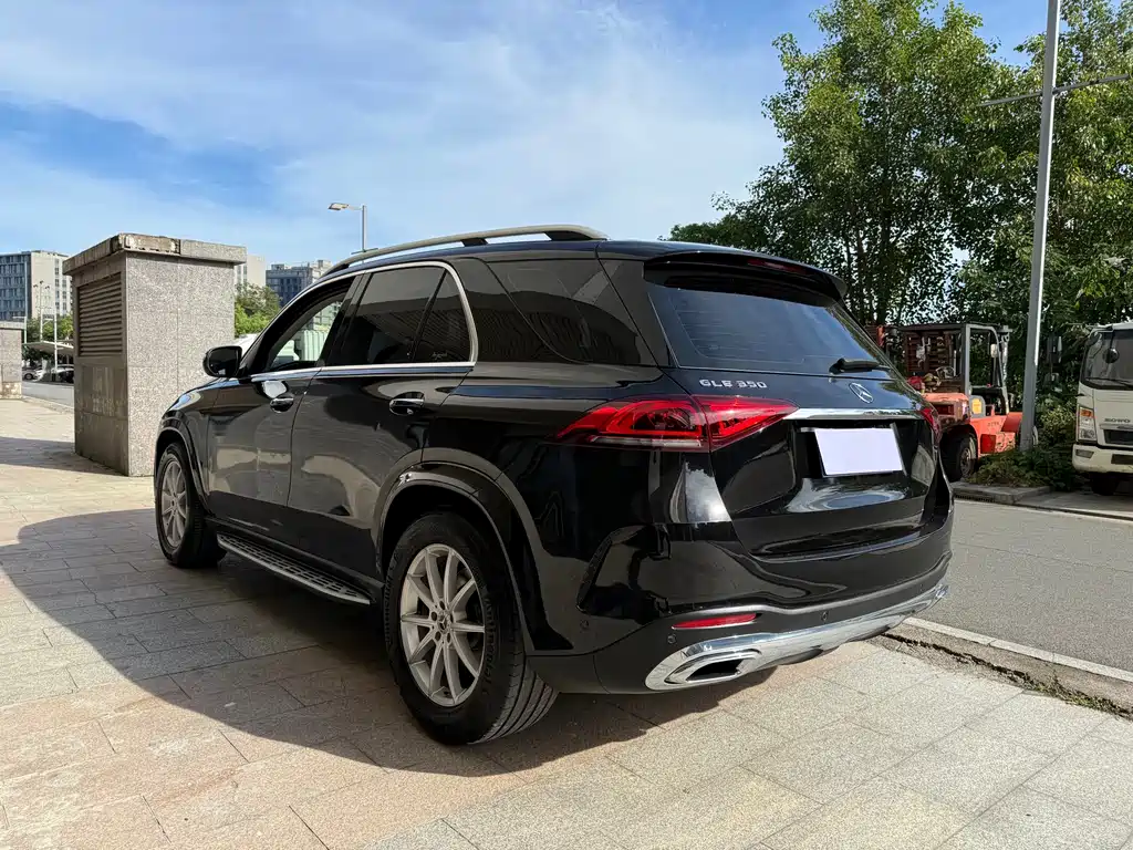 Mercedes-Benz GLE 2020