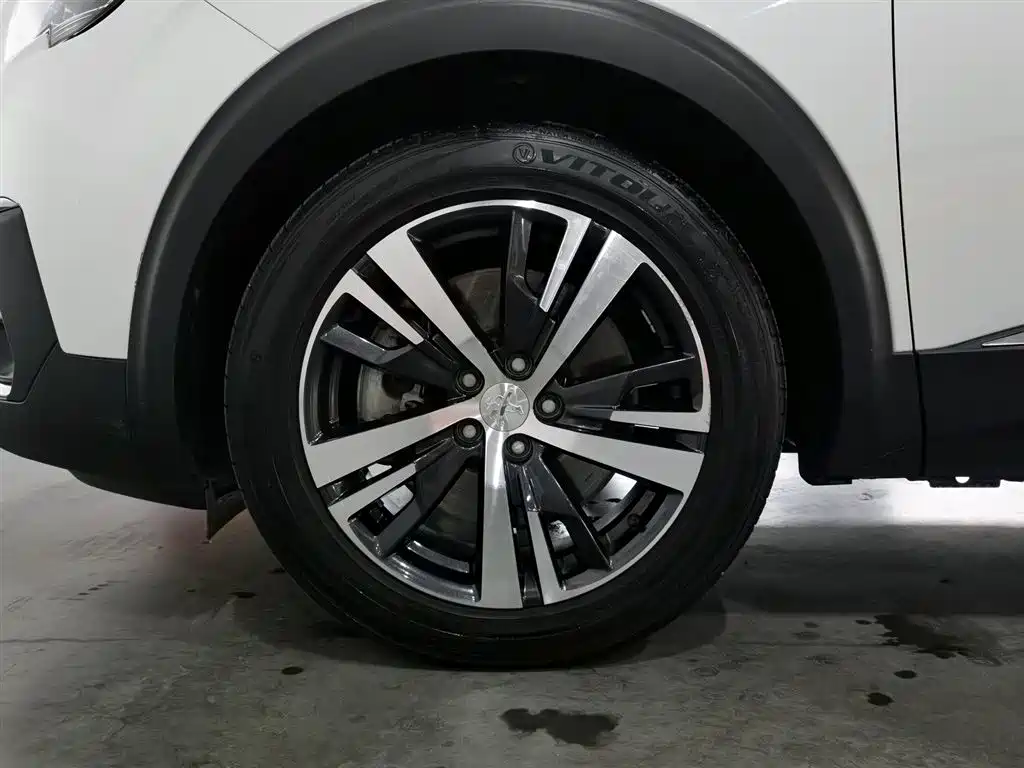 Peugeot 5008 2019 — фото 17