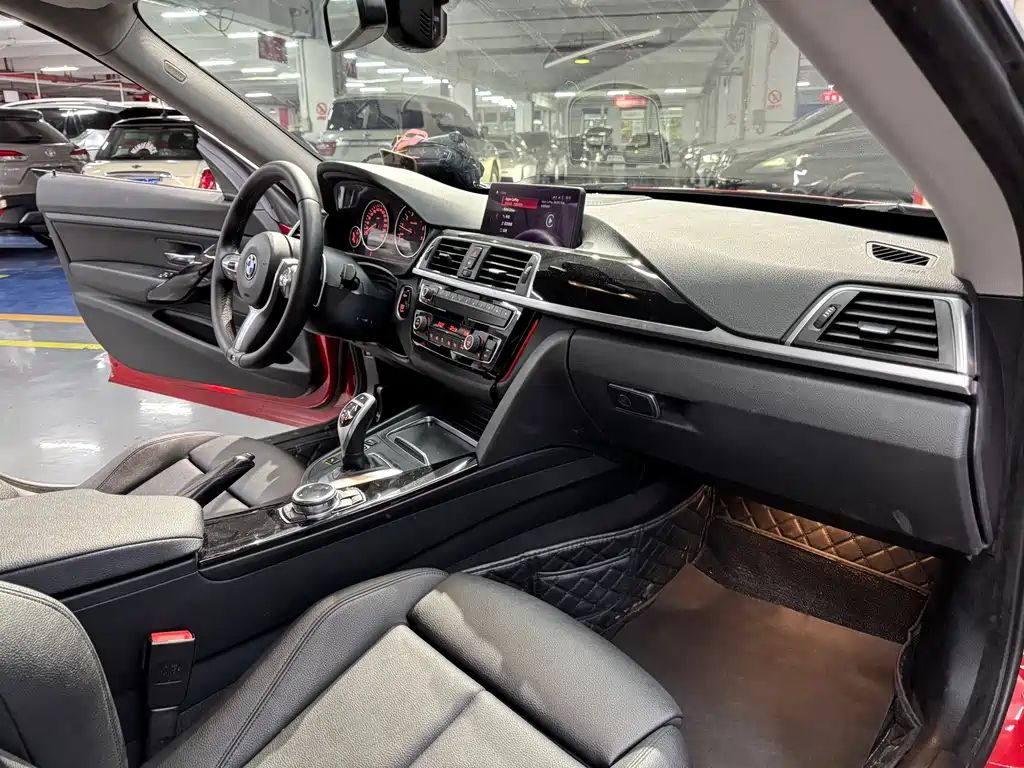 BMW 3 Series GT 2018 — фото 13