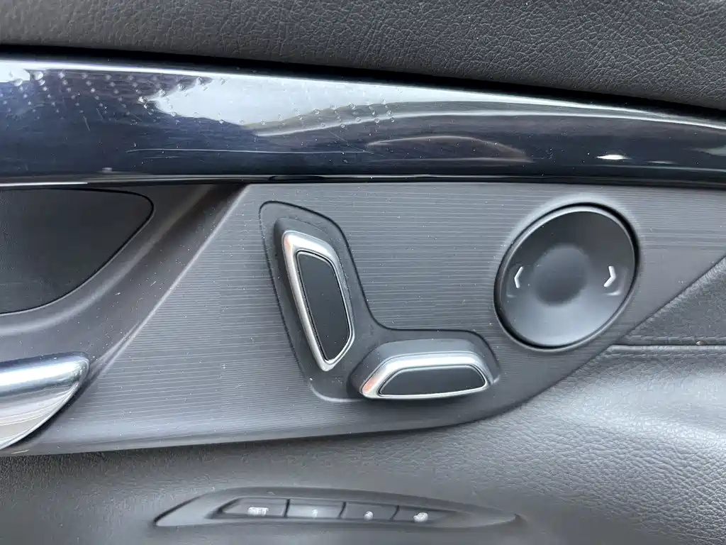 Cadillac CT6 2021 — фото 13