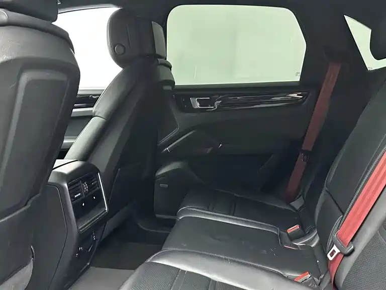 Porsche Cayenne New Energy 2020 — фото 13