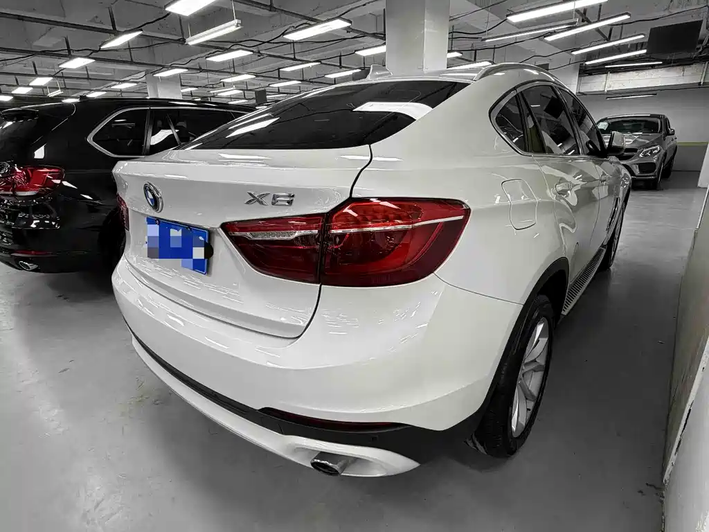 BMW X6 2016 — фото 7