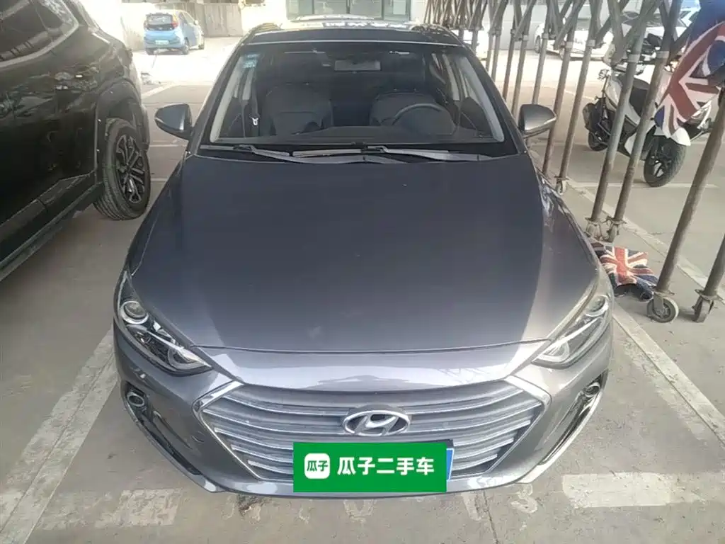 Hyundai Elantra 2017 — фото 3