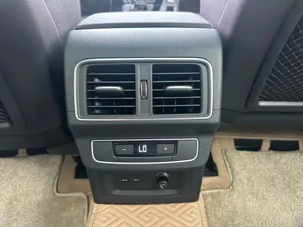 Audi Q5L 2022