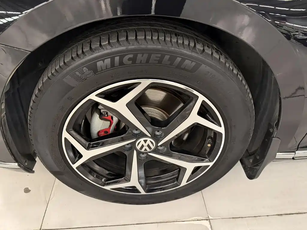 Volkswagen Magotan 2021