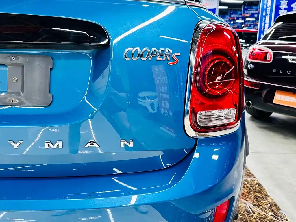 MINI Countryman 2017 — фото 16