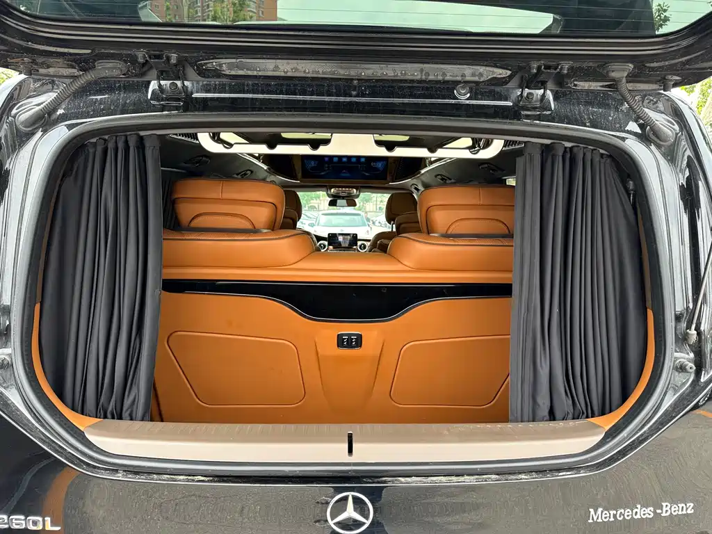 Mercedes-Benz V-Class 2025 — фото 15