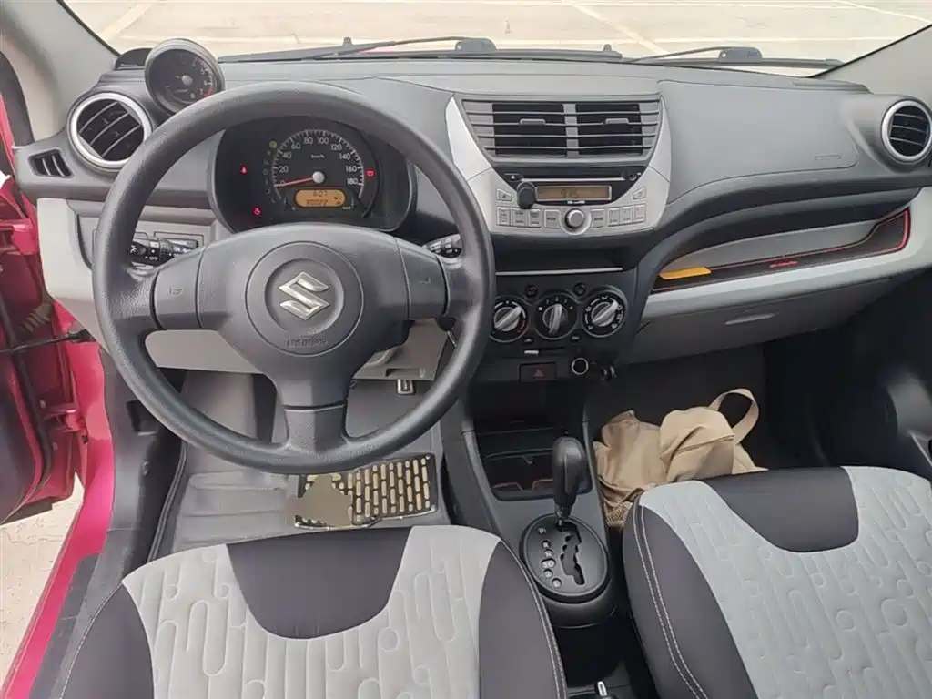 Suzuki Alto 2014 — фото 10