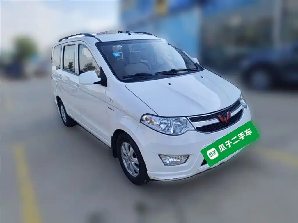 Wuling Hongguang 2016 — фото 7