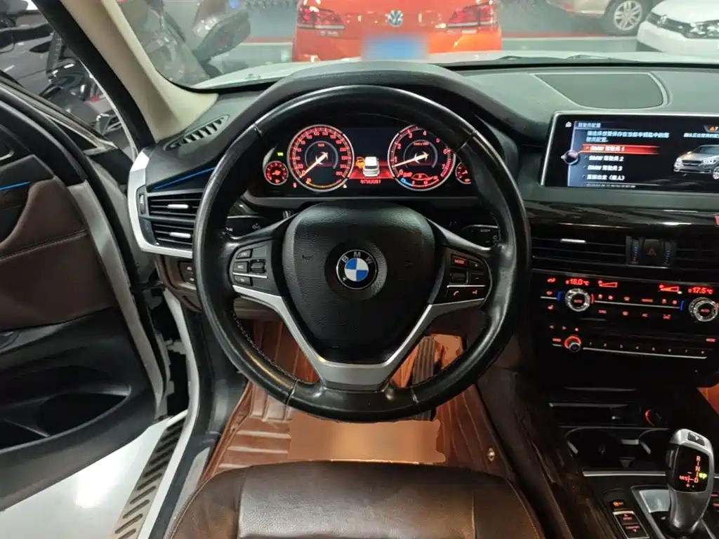BMW X5 2017 — фото 11